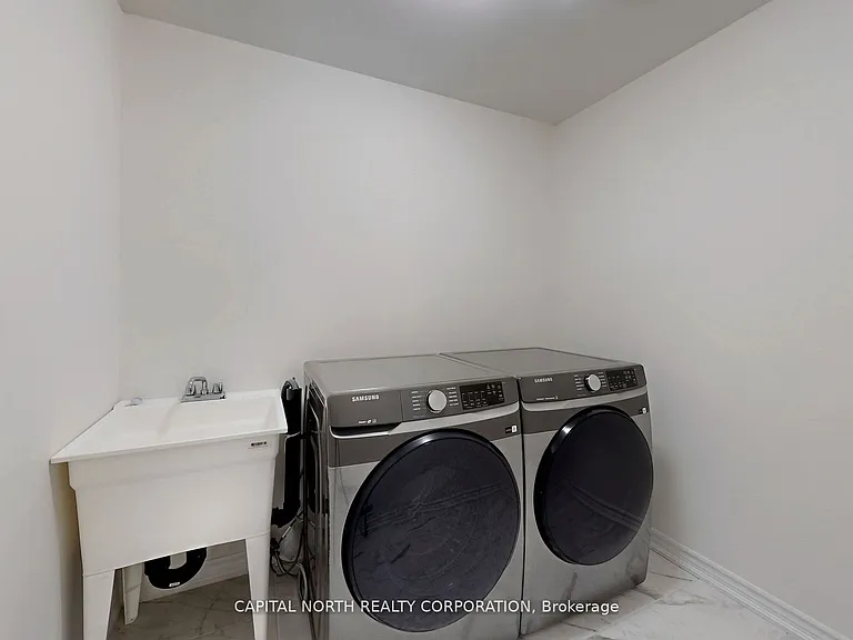 288 Madelaine Dr — Photo 9