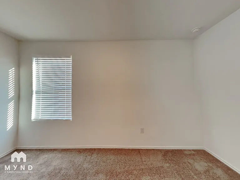14530 Payton Flts — Photo 10