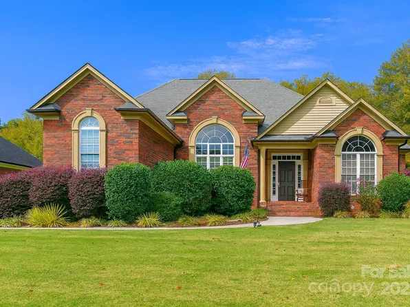 2813 Monterrey Ln, Monroe, NC 28110