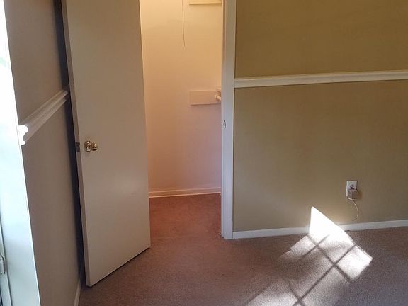 Bedroom walk in closet