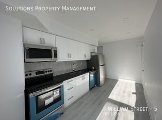 3 William St #5, Hamilton, ON L8L 5T6