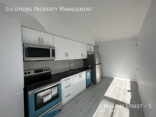 3 William St, Hamilton, ON