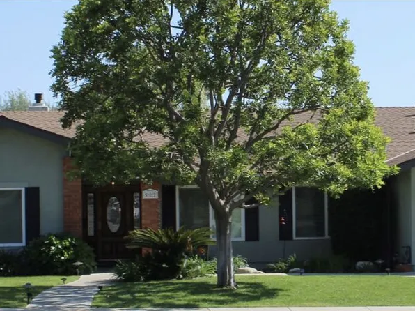 582 Mount Carmel Dr, Claremont, CA 91711