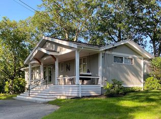 1 Leslie Rd, Waltham, MA 02451