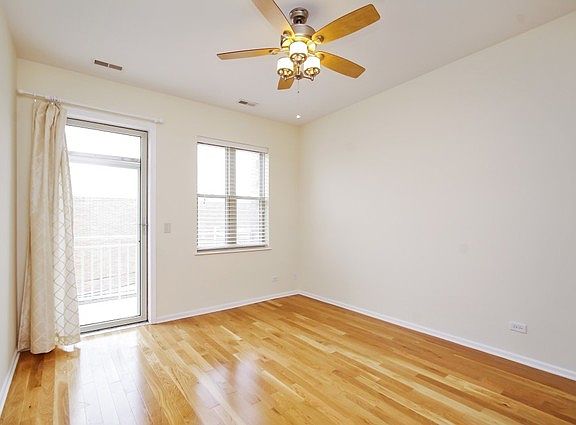5th image of 6015 N Mozart St APT 301
