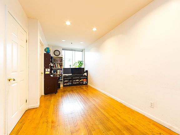 3rd image of 8630 24th Ave #1