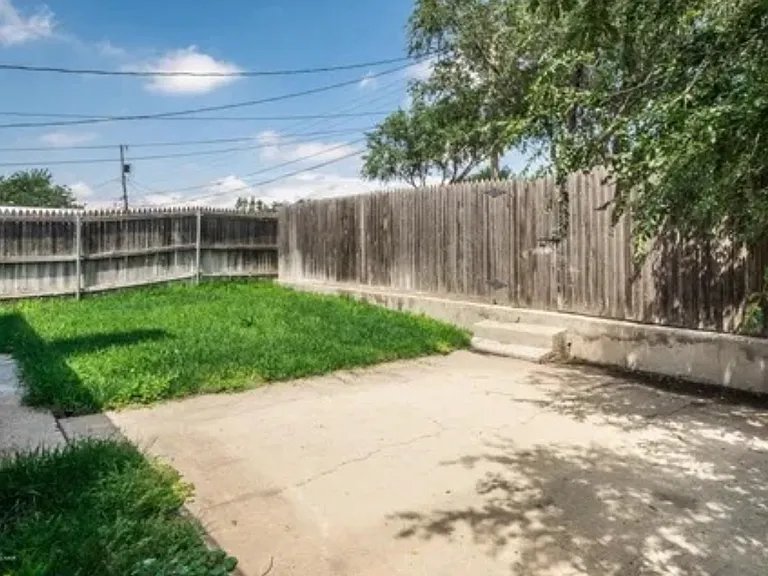 1000 Trinchera Dr — Photo 22