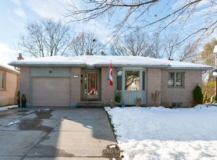 42 Benedict Ct, London, ON N5Y 5H6