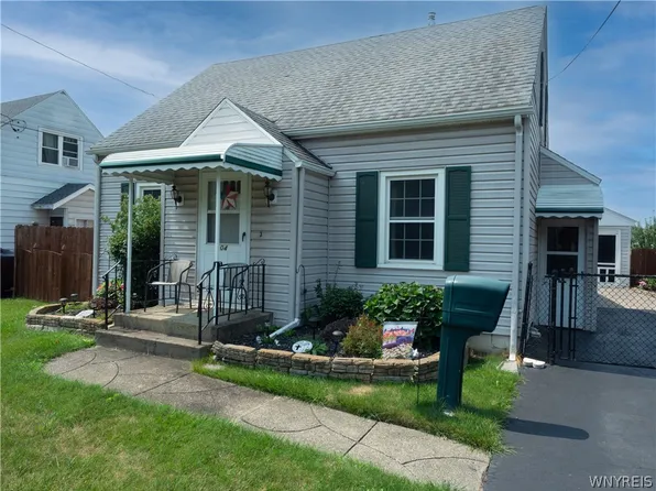 104 Lincoln St, Depew, NY 14043