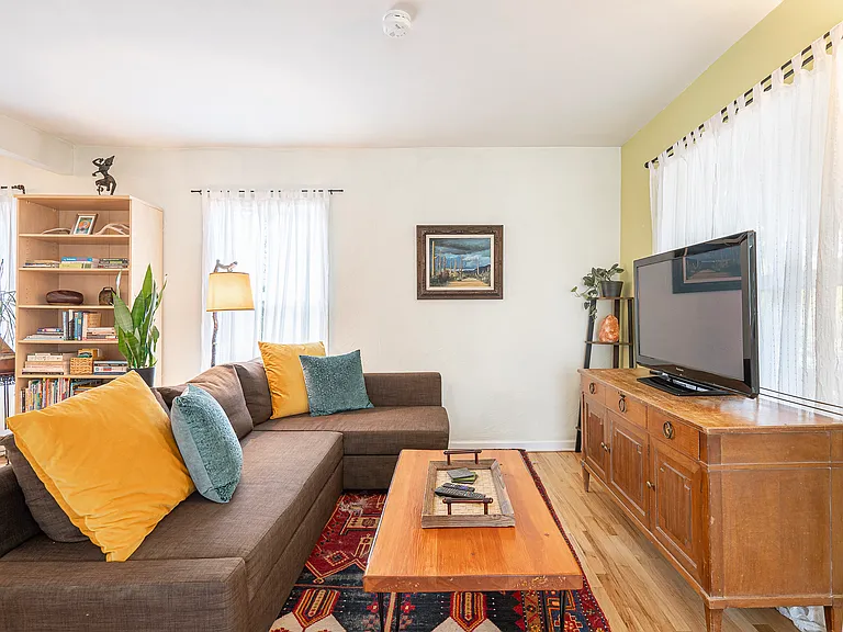 9218 N Mohawk Ave — Photo 25