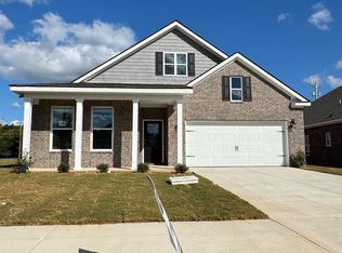 69 Harvest Dance Dr, Byhalia, MS 38611