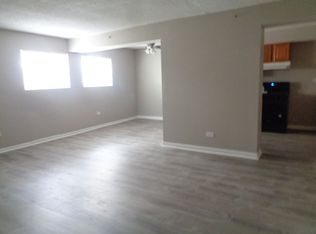 9437 S 86th Ct APT 1W, Hickory Hills, IL