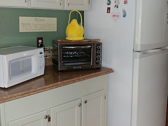 Kitchen area