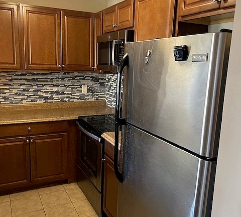 2nd image of 175 Mill Pond Road #214