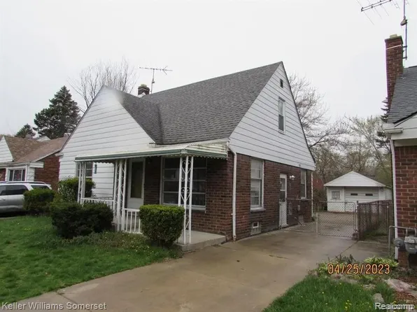 11461 Balfour Rd, Grosse Pointe, MI 48224