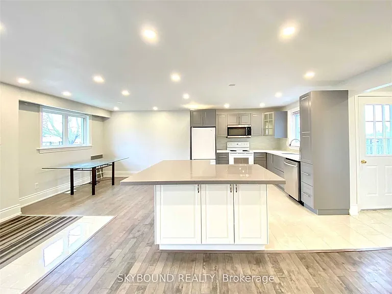165 Orchard Heights Blvd — Photo 12
