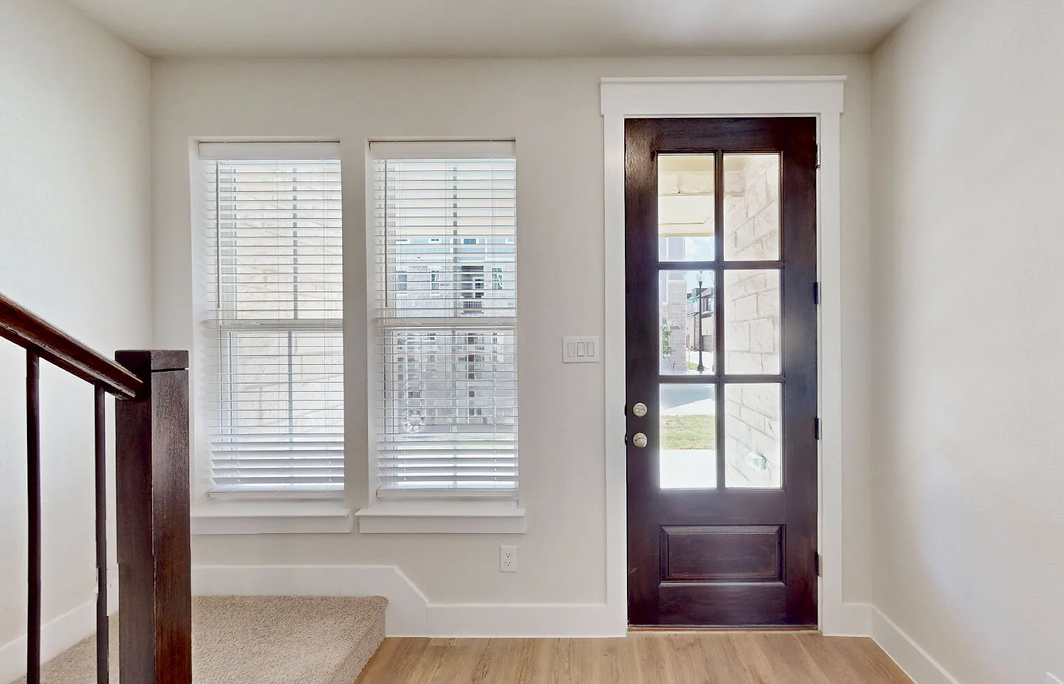 3 bed, 3.5 bath, 2361 sqft, $3,275 — Photo 4