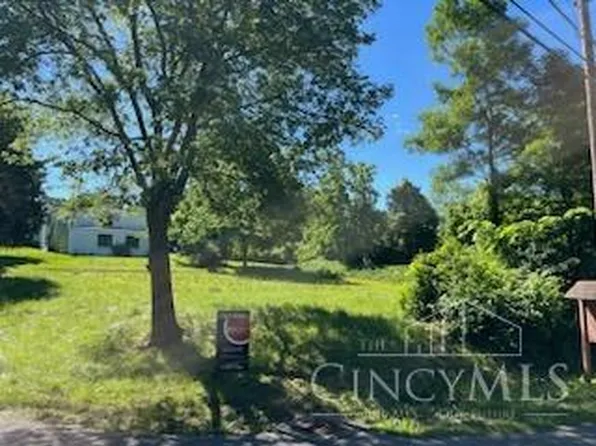 7310 View Place Dr, Cincinnati, OH 45224