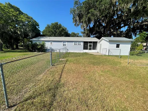 398 Mimosa Ave, Homeland, FL 33847