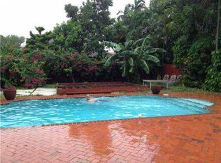 210 SW 28th Rd, Miami, FL 33129