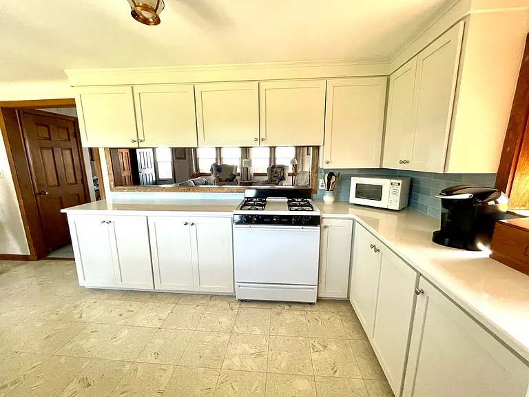 25 Seaside Rd — Photo 8