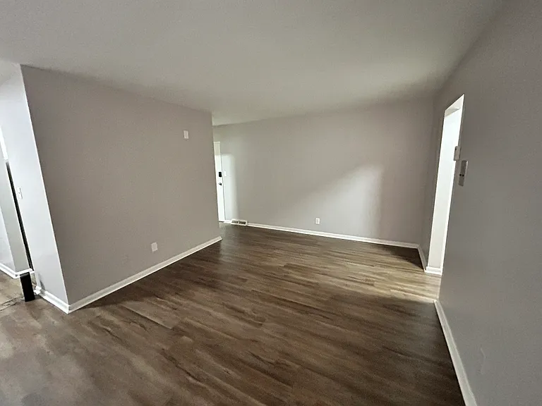 The Skye Apartments — Photo 6