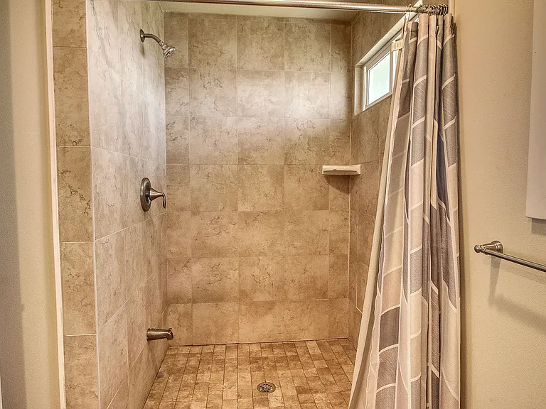 4632 Laukona St #B — Photo 11