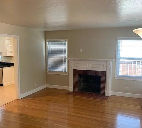 4th image of 937 5th Ave