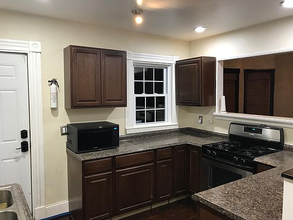 3rd image of 43 Dorman St