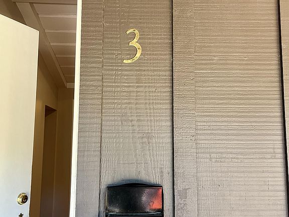 2nd image of 701-703 Curtis Way #3