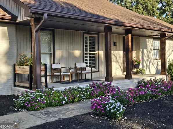 2641 Jodeco Dr, Jonesboro, GA 30236