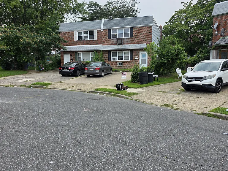 508 Lawler Ter #2 — Photo 21