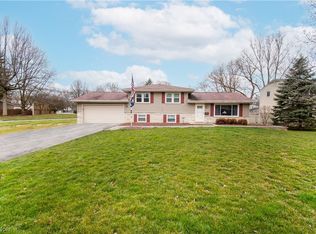 1762 Brockton Dr, Youngstown, OH