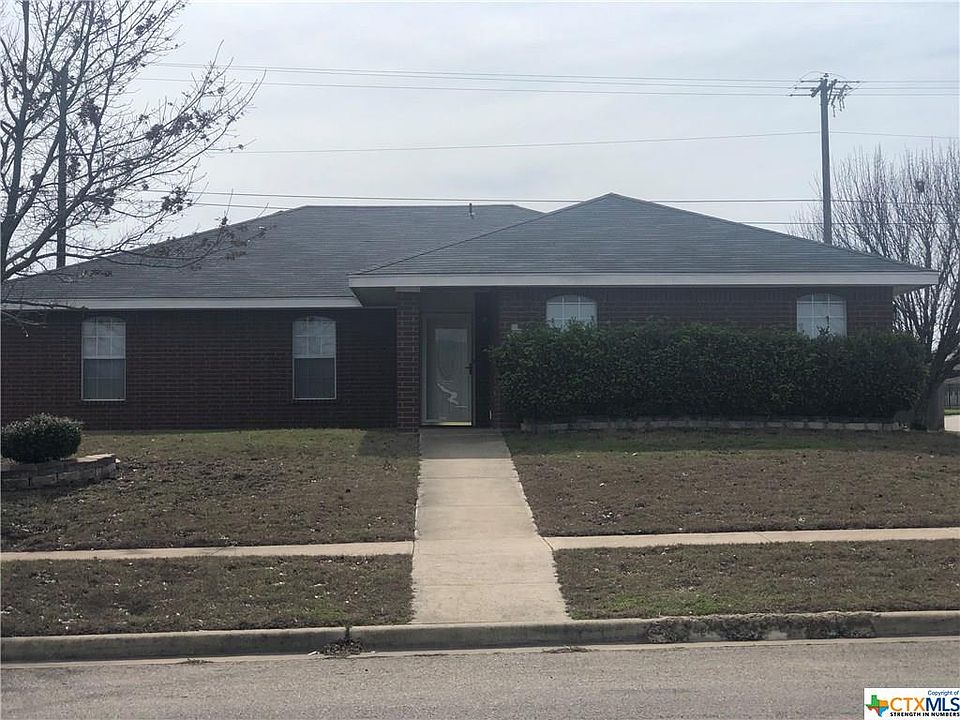 1st image of 2808 Larissa Dr