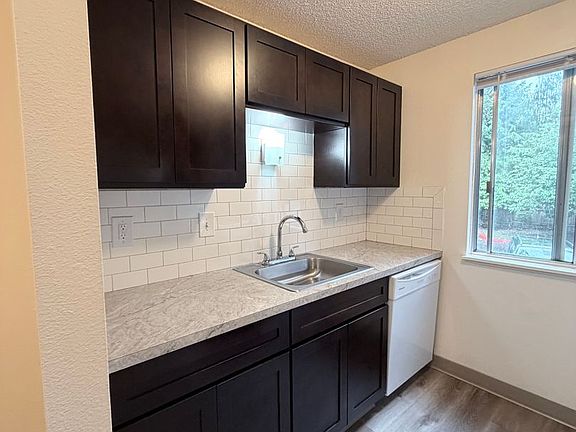 3rd image of 9408 SW Allen Blvd #131-9324