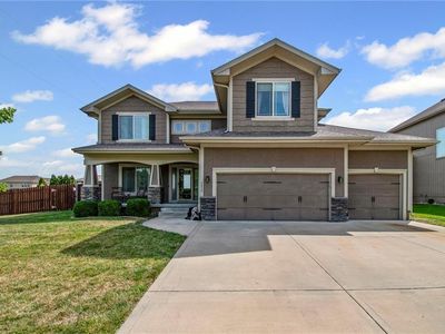 1313 NE Ernest Way, Lees Summit, MO, 64086