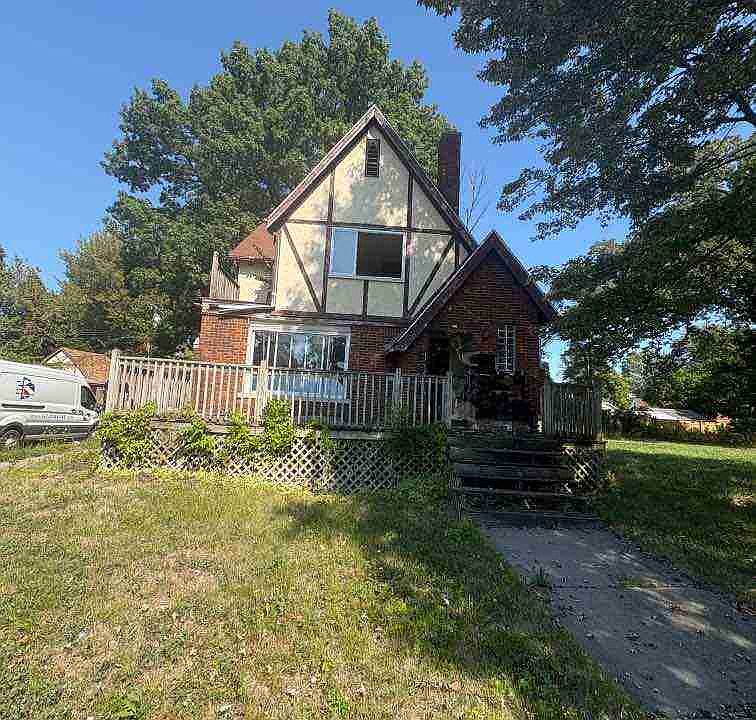 3984 Courville