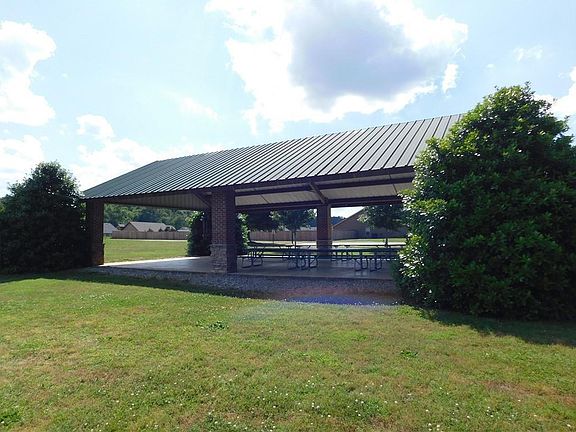3rd image of 151 Lake Vista Dr
