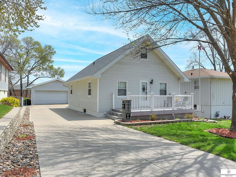 1st image of 2039 S 55th Ave