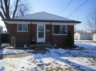 28925 Hillview St, Roseville, MI 48066