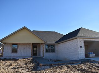 958 Hampton St, Springdale, AR 72762