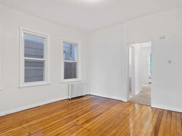 313 23rd Street image 7 of 17