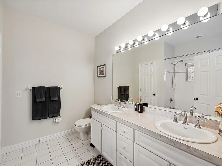 9 Central Ave — Photo 15