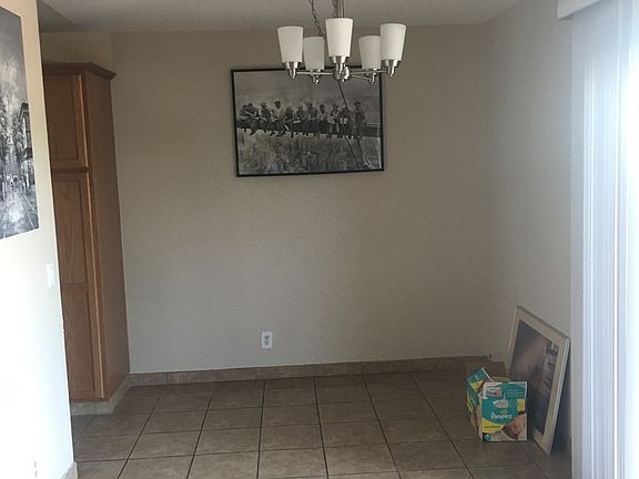 3rd image of 228 Hillcrest Dr