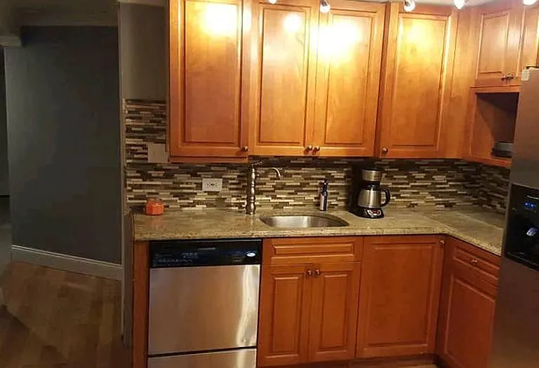 2847 W Warren Blvd #G — Photo 2