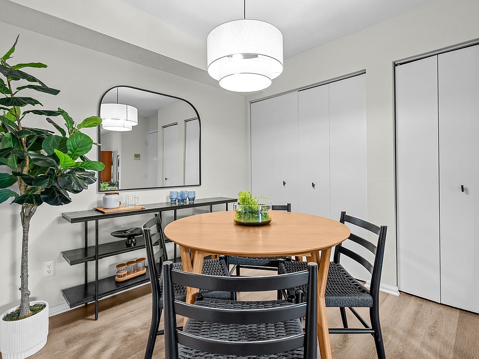 Dining Area - Platinum Interior