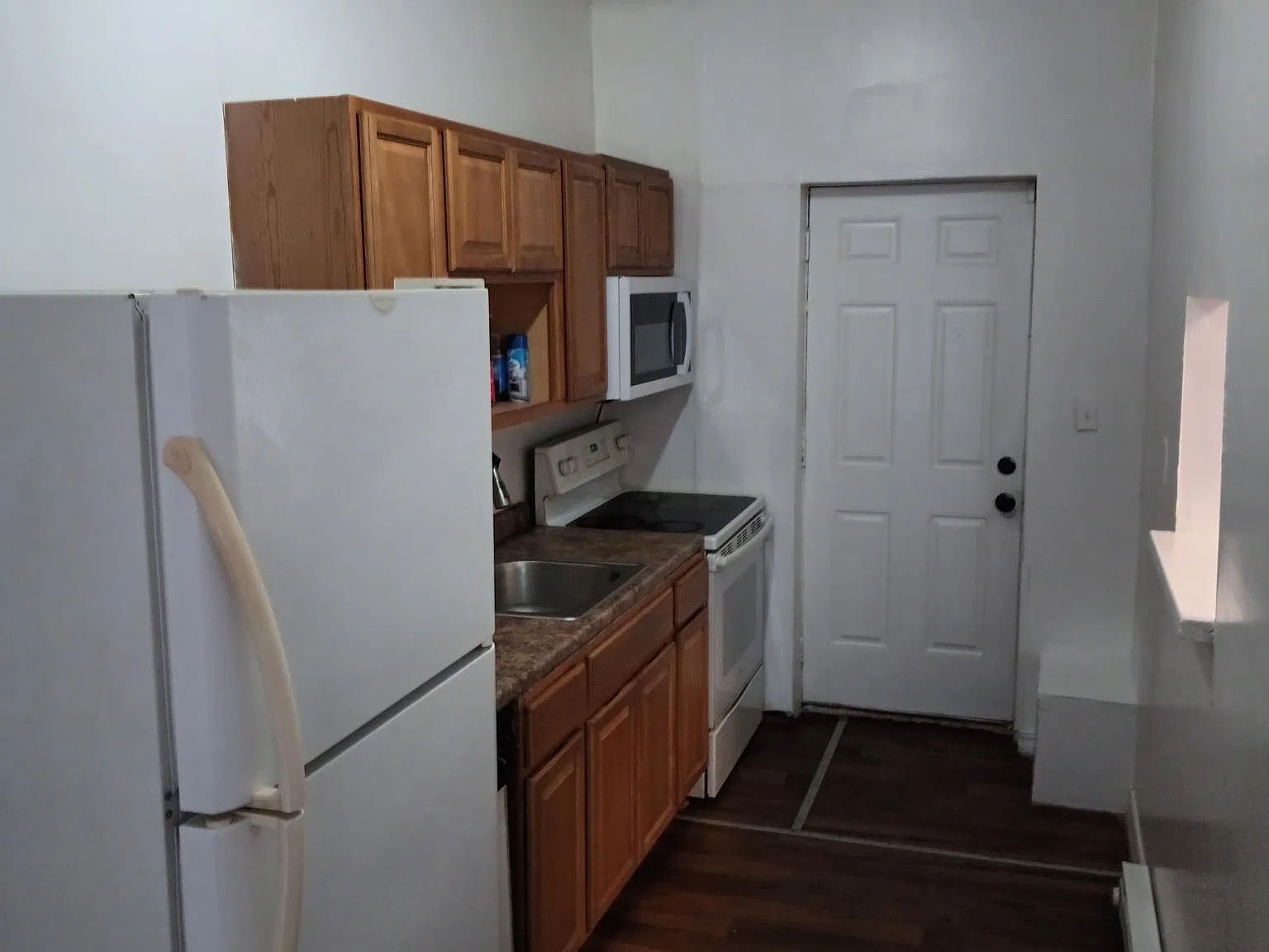 2420 W Clearfield St — Photo 3