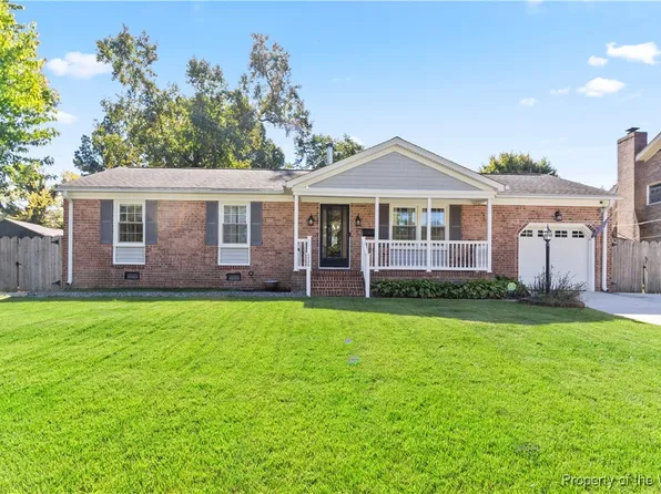 336 Kingsman Dr, Newport News, VA 23608
