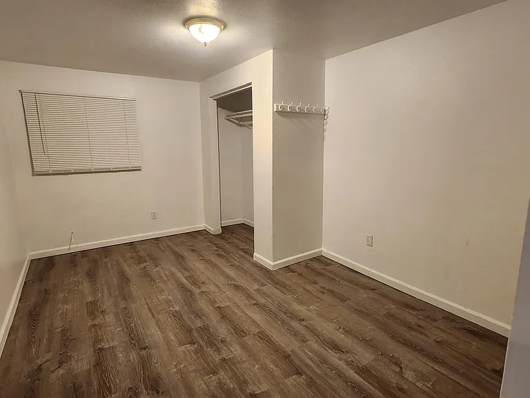 8532 SE Woodstock Blvd — Photo 12