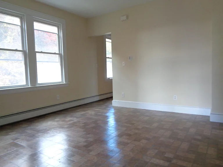 69 Brewster St #3 — Photo 7